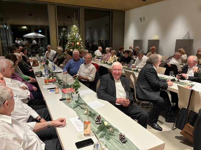 2025 12 13 Weihnachtsfeier 032 Bildgrosse andern